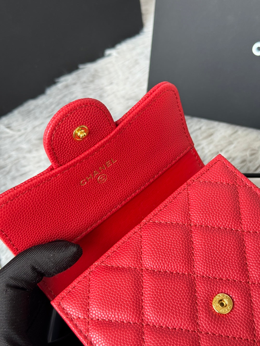 Chanel 25S Cf Small Tri Fold Wallet 11 in Vivid Red Caviar Gold Hardware